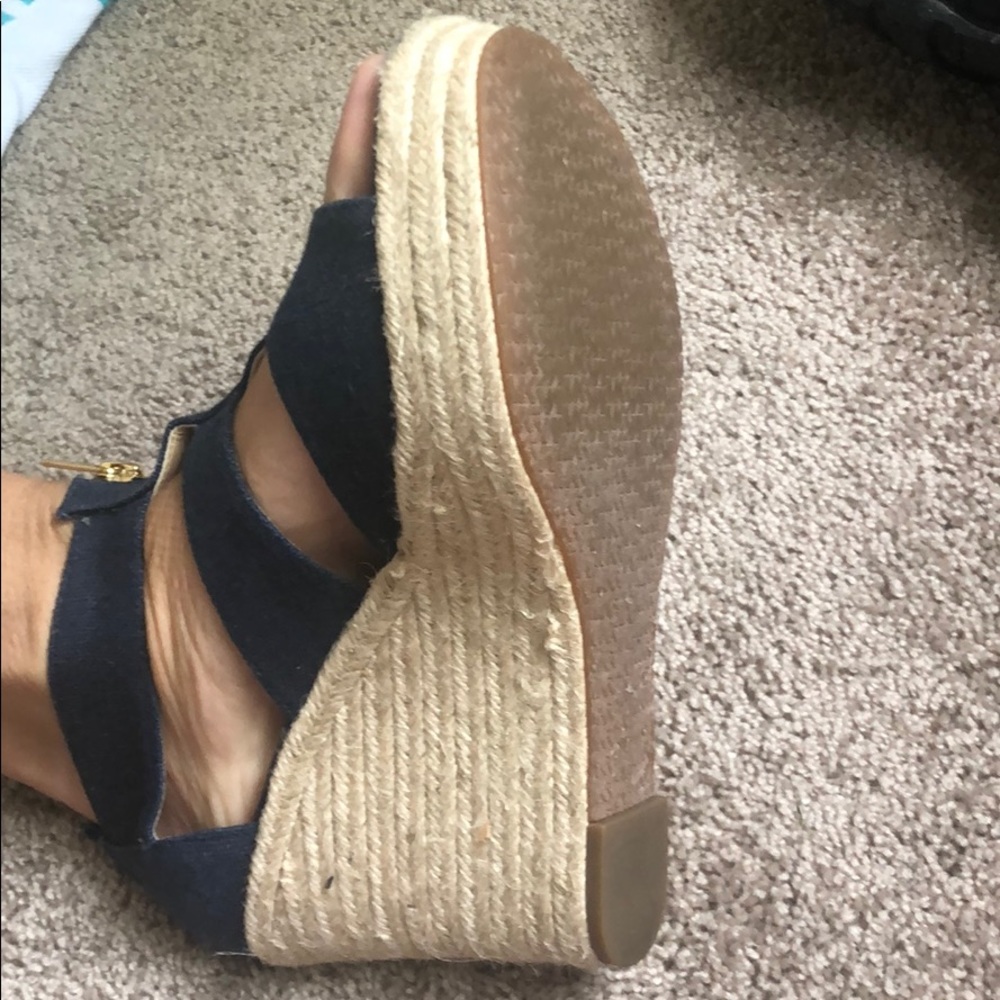 Michael Kors navy wedge size 9 - Picture 4 of 6